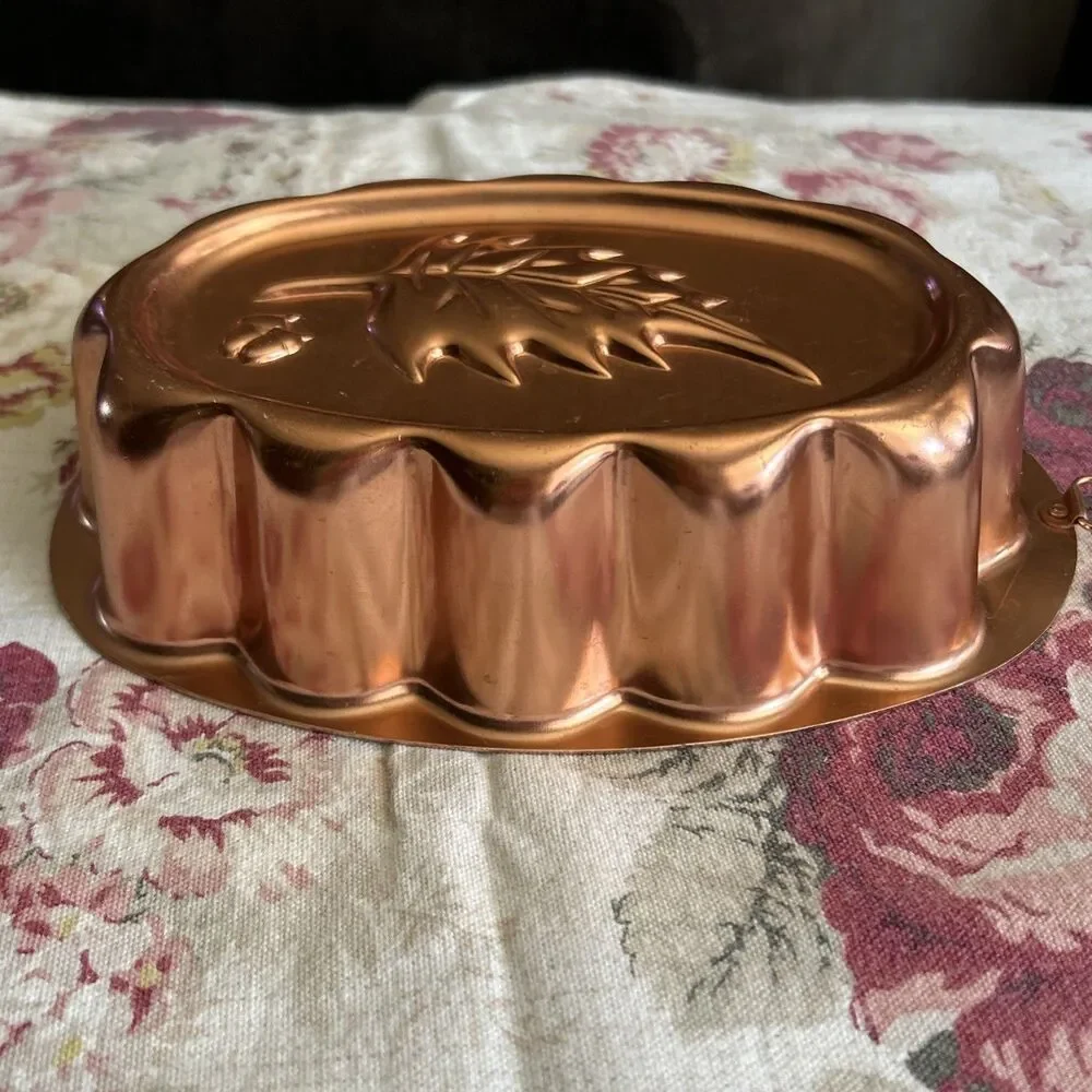 Vintage Copper Colored Oak Leaf & Acorn Mold Wall Hanging Kitchen Butter Mom